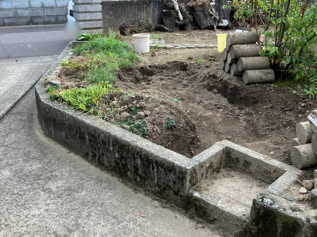 駐車場整備工事　施工前